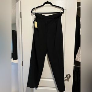 Black Aritzia Effortless Pant